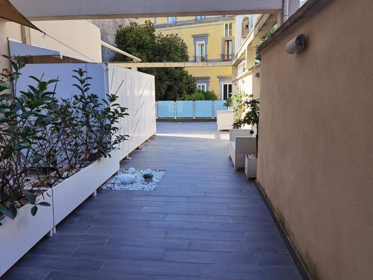 Regina Margherita Suite Naples Extérieur photo