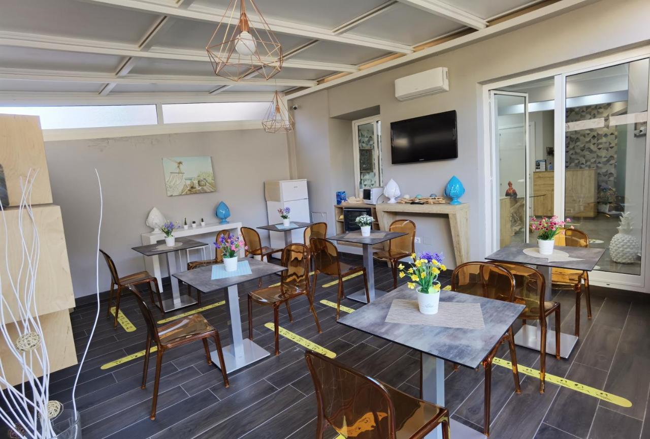 Regina Margherita Suite Naples Extérieur photo