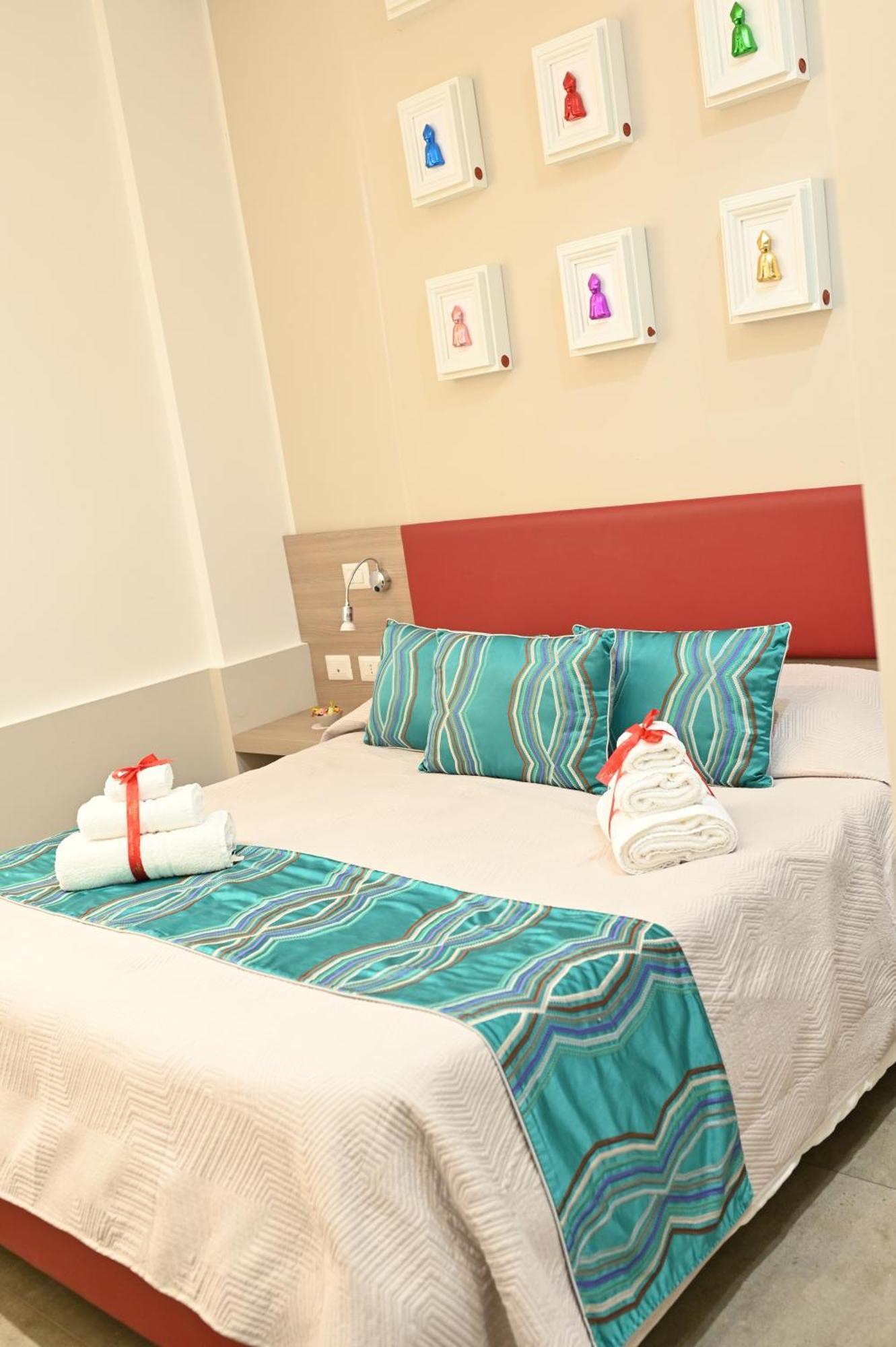 Regina Margherita Suite Naples Extérieur photo