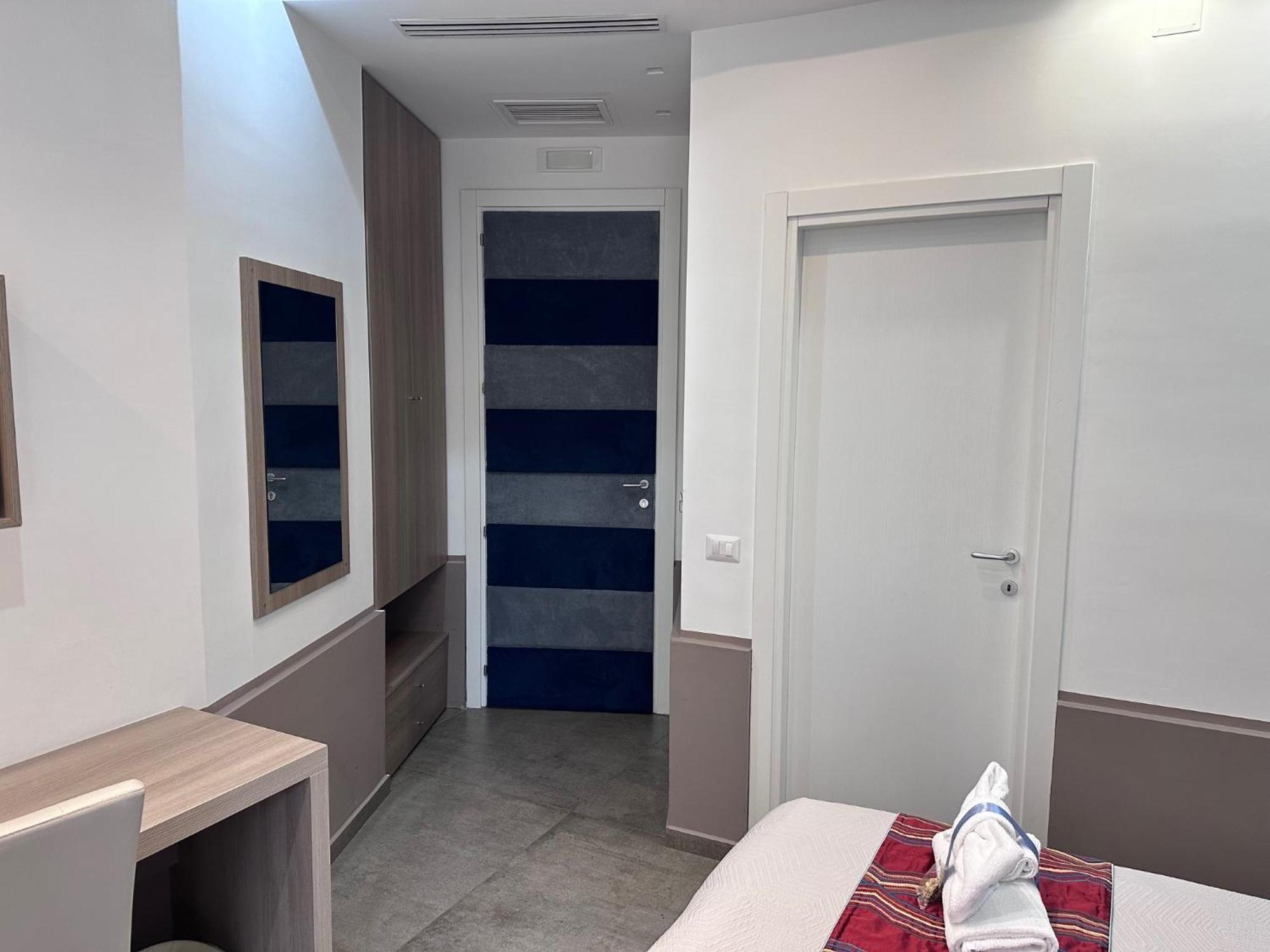 Regina Margherita Suite Naples Extérieur photo