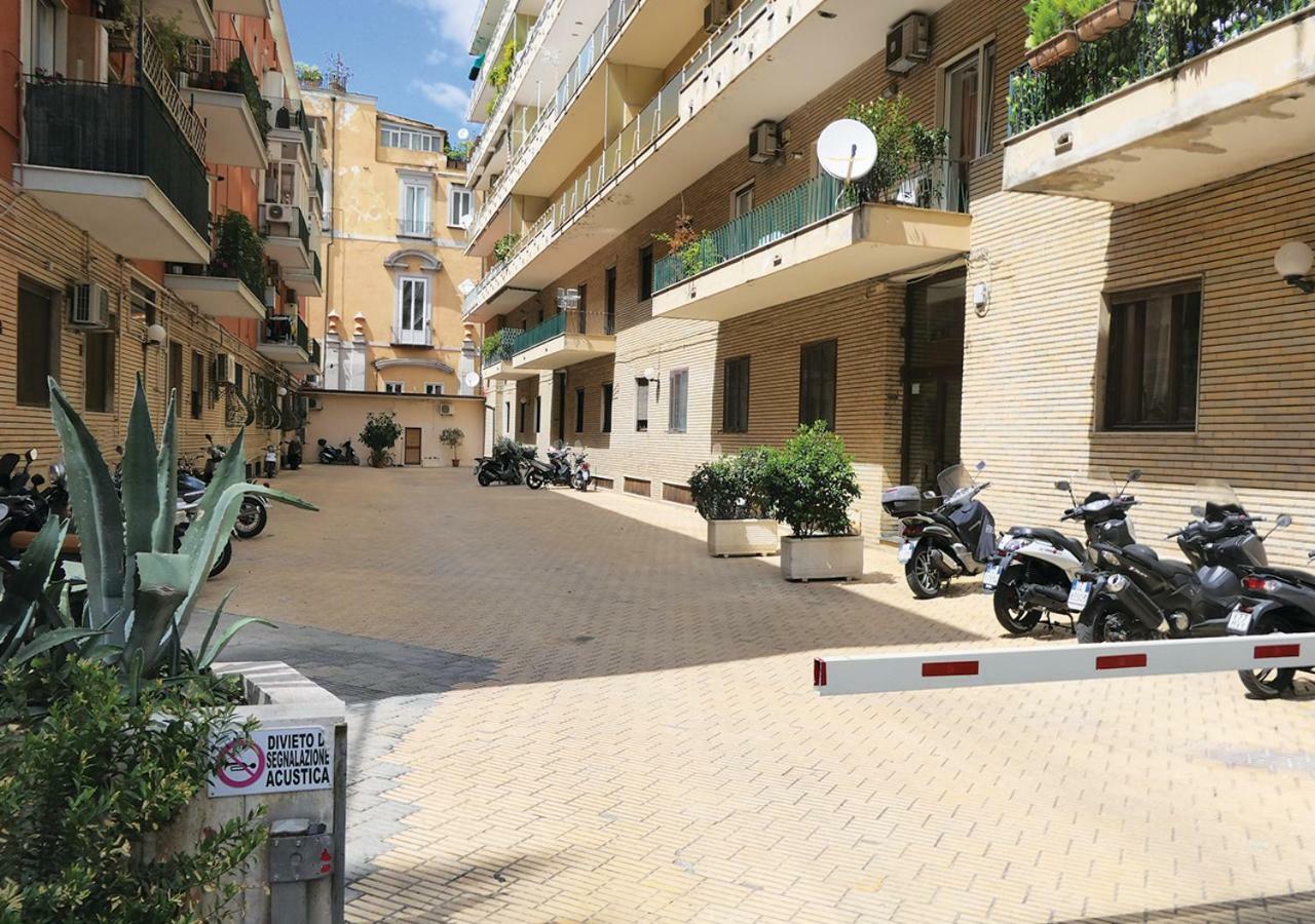 Regina Margherita Suite Naples Extérieur photo