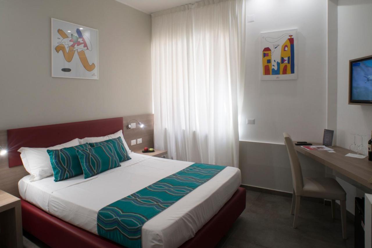 Regina Margherita Suite Naples Extérieur photo
